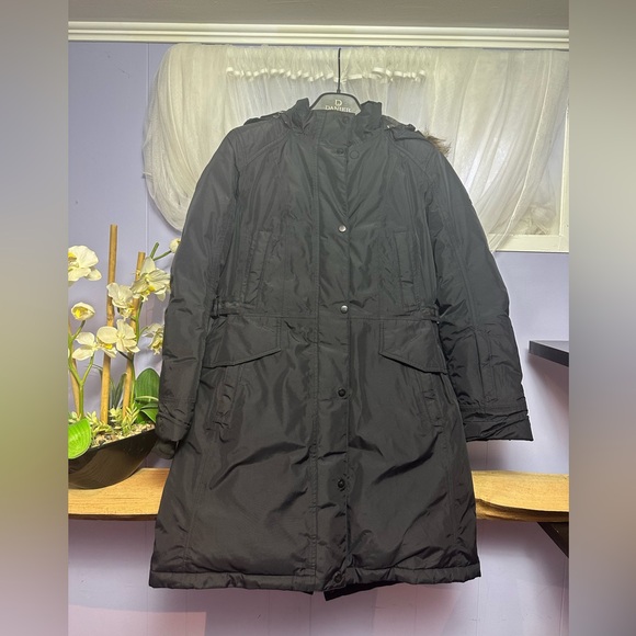 The North Face Jackets & Blazers - The North Face Outer Boroughs Women's black down filled Jacket Parka